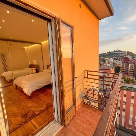 Attici Alba E Tramonto Ospedale E Vista Apartment Brescia Bagian luar foto