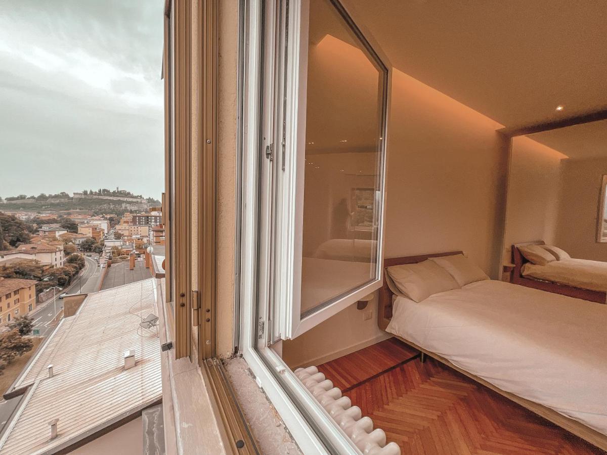 Attici Alba E Tramonto Ospedale E Vista Apartment Brescia Bagian luar foto